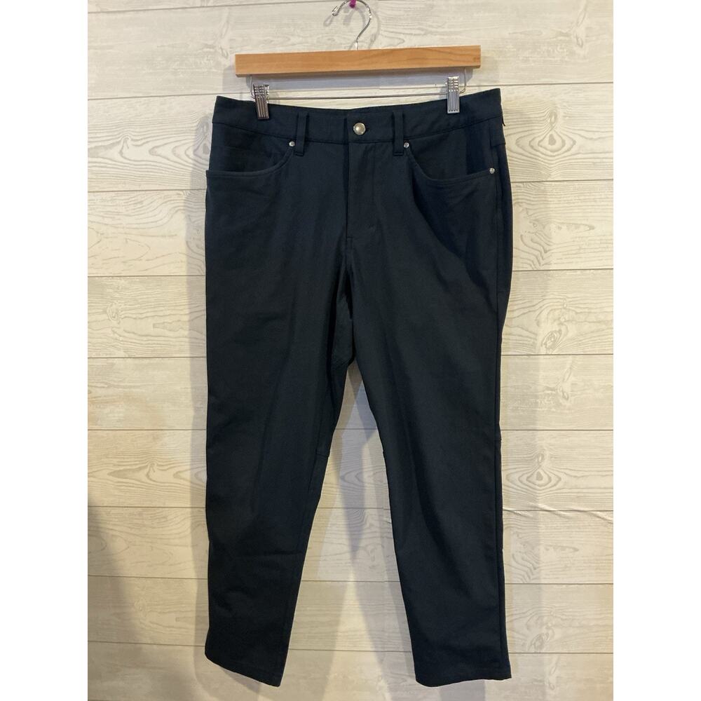 MP30 Lululemon Men’s ABC Pant Slim 26” – Size 31 True Navy